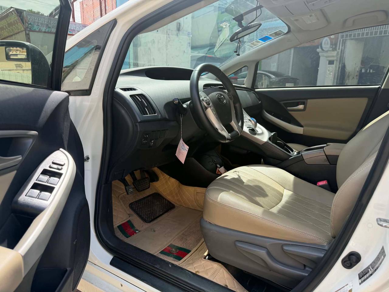 Prius 2013 Option 3