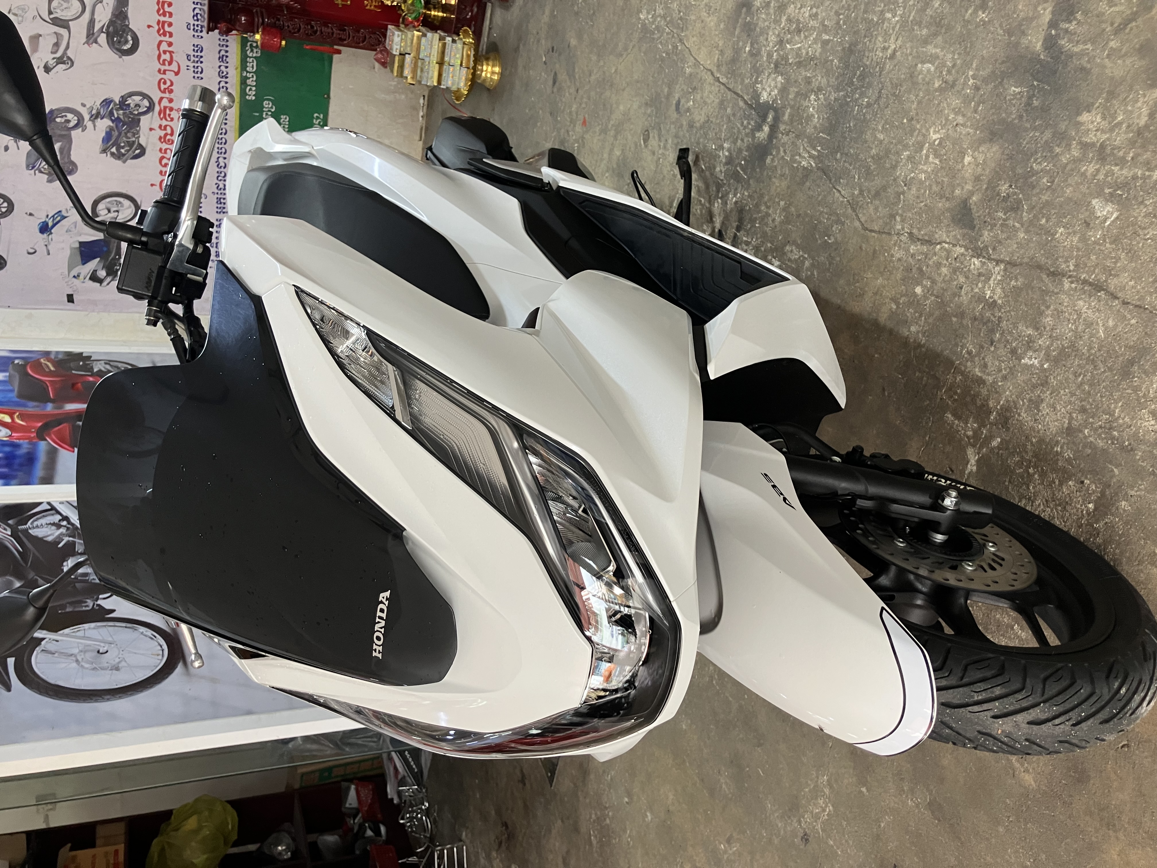 PCX 125cc 2022 Japan (Tax Paper)