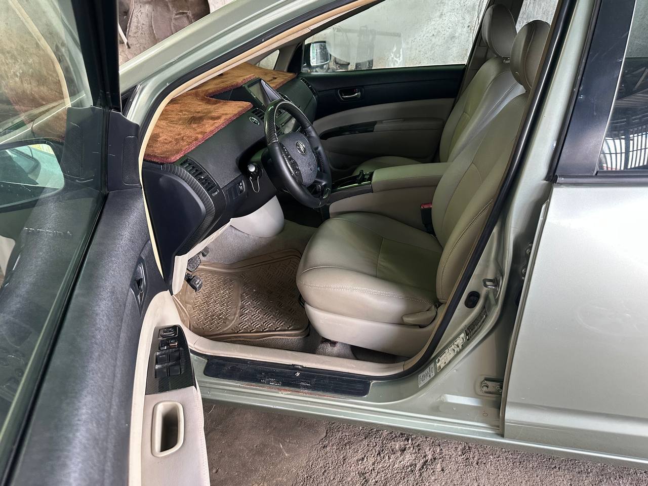 Prius 06 