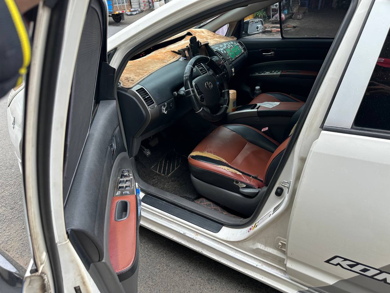 Prius 06 