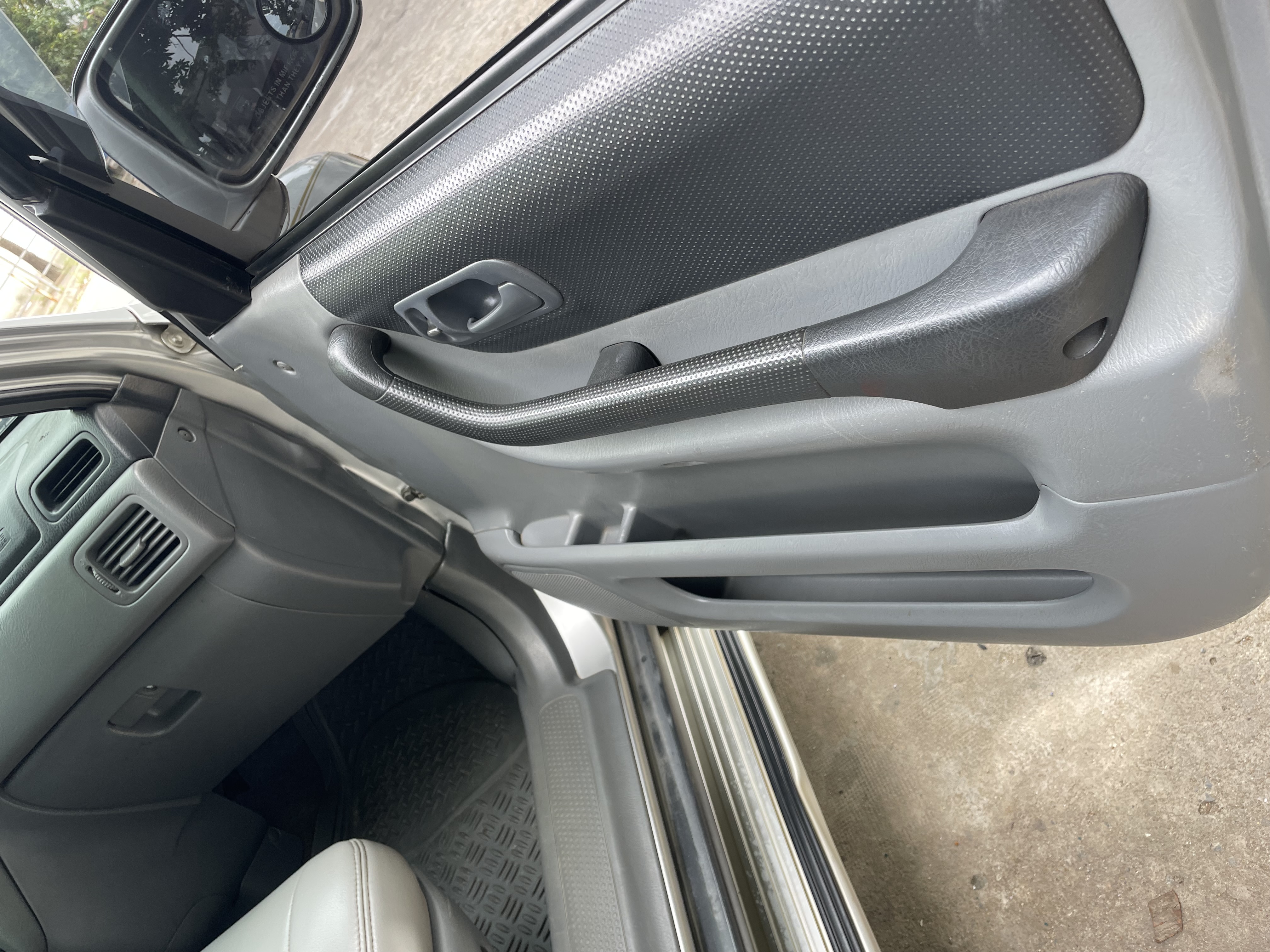 Honda CRV ឆ្នាំ 97 ប៉ុង១ ថ្មីណាស់