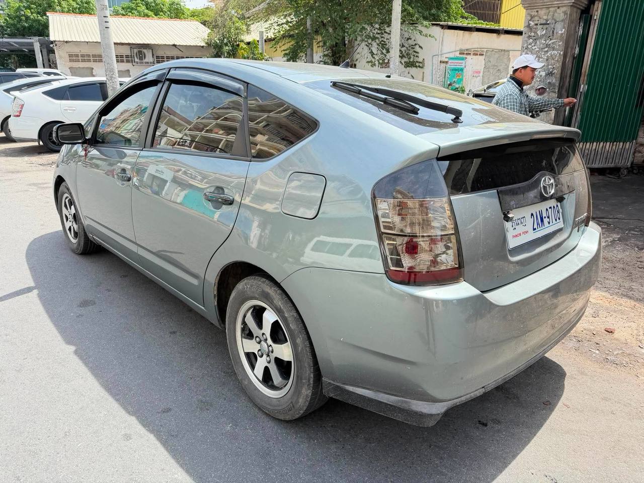 Prius 04 