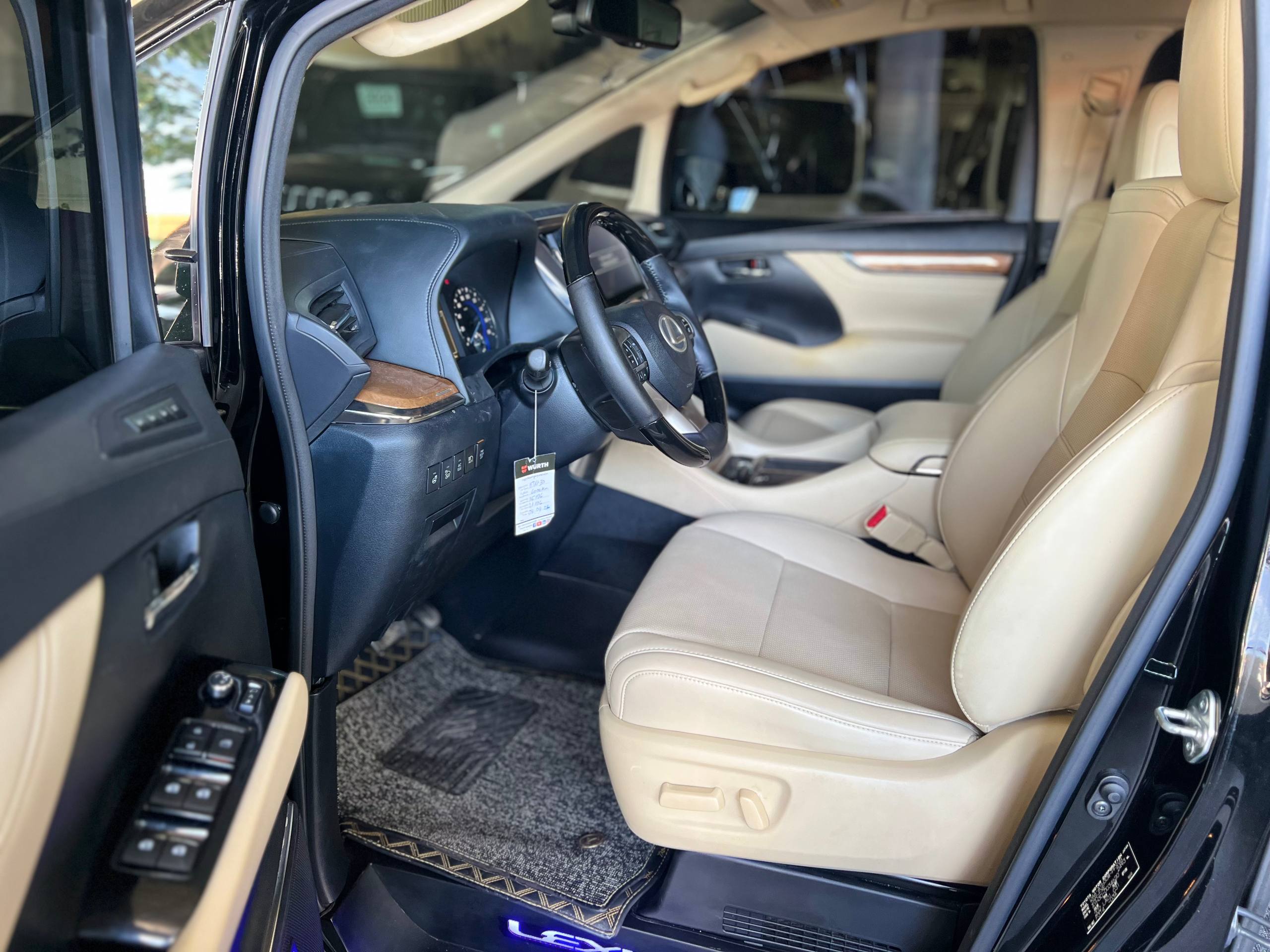 Toyota ALPHARD 2016up LM 2023