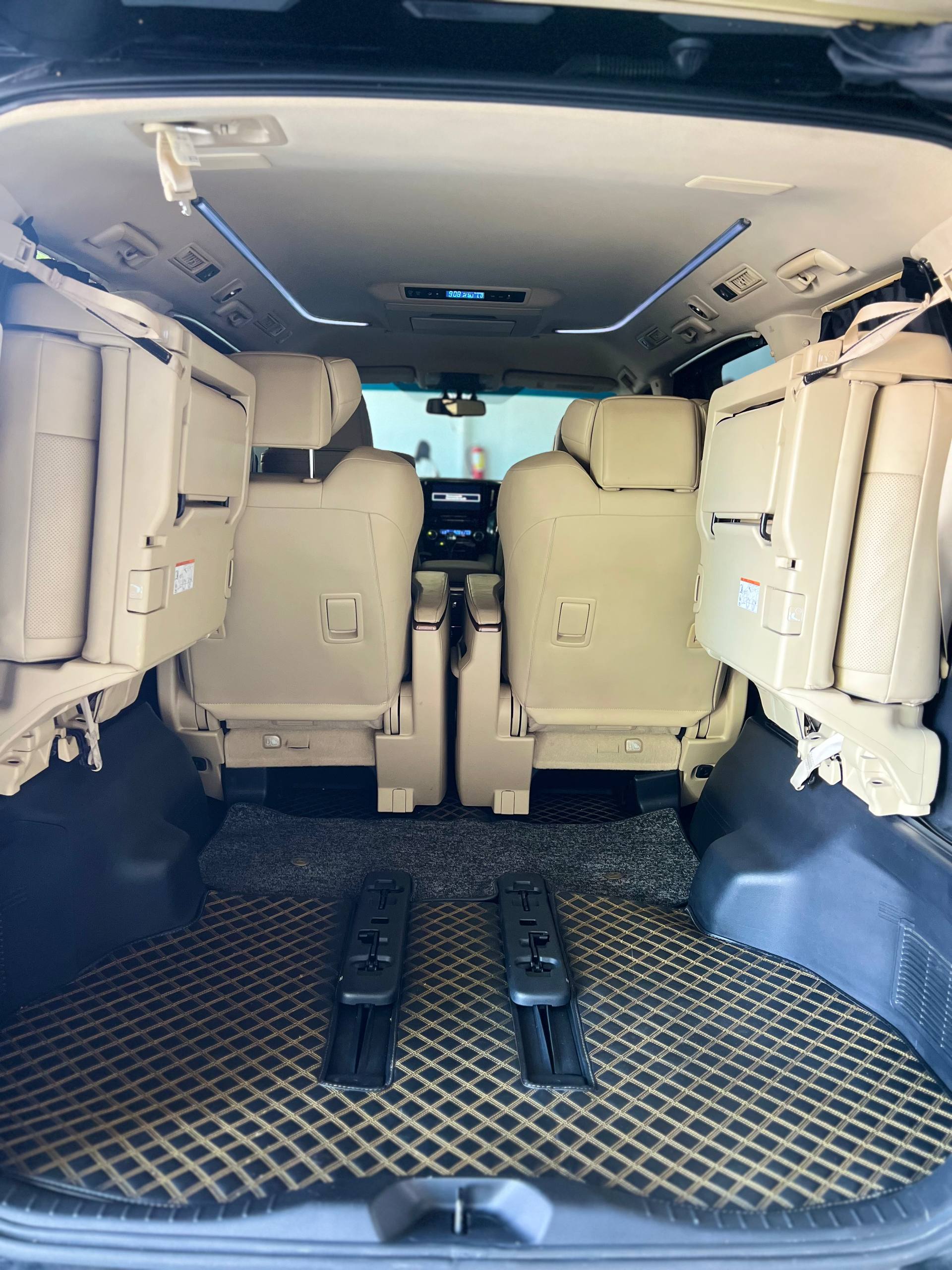 Toyota ALPHARD 2016up LM 2023