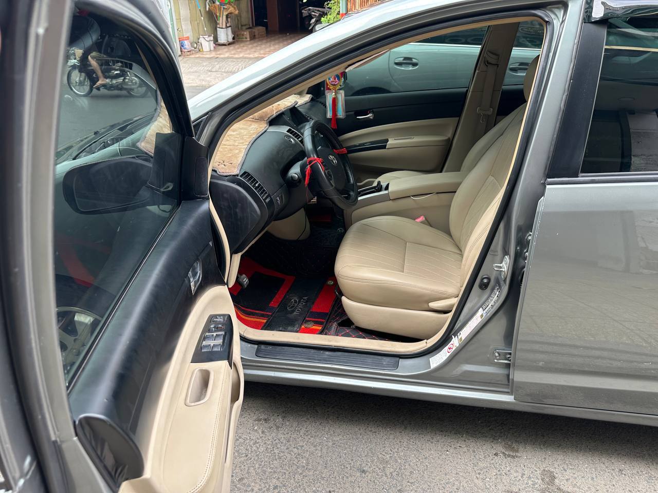 Prius 04 