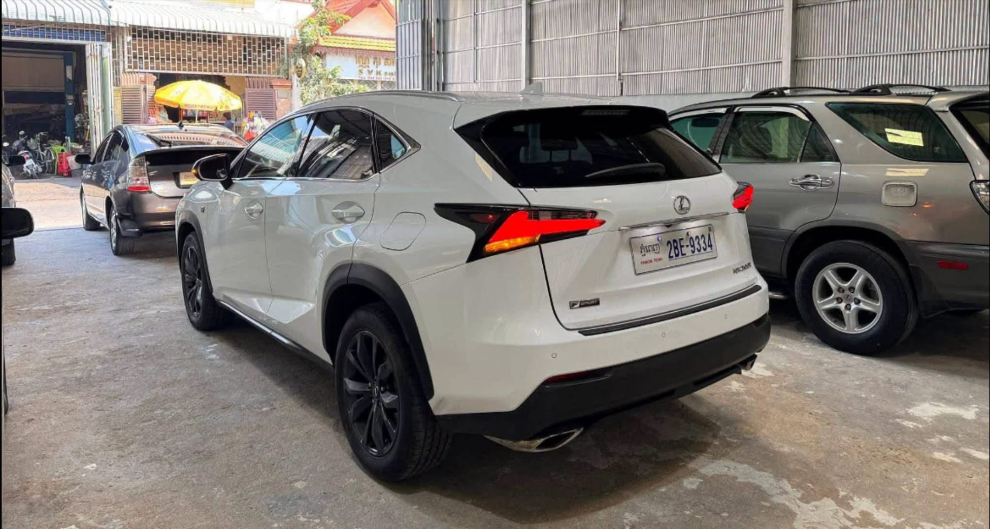 Lexus Nx200t 2016 F sport ប៉ុង១