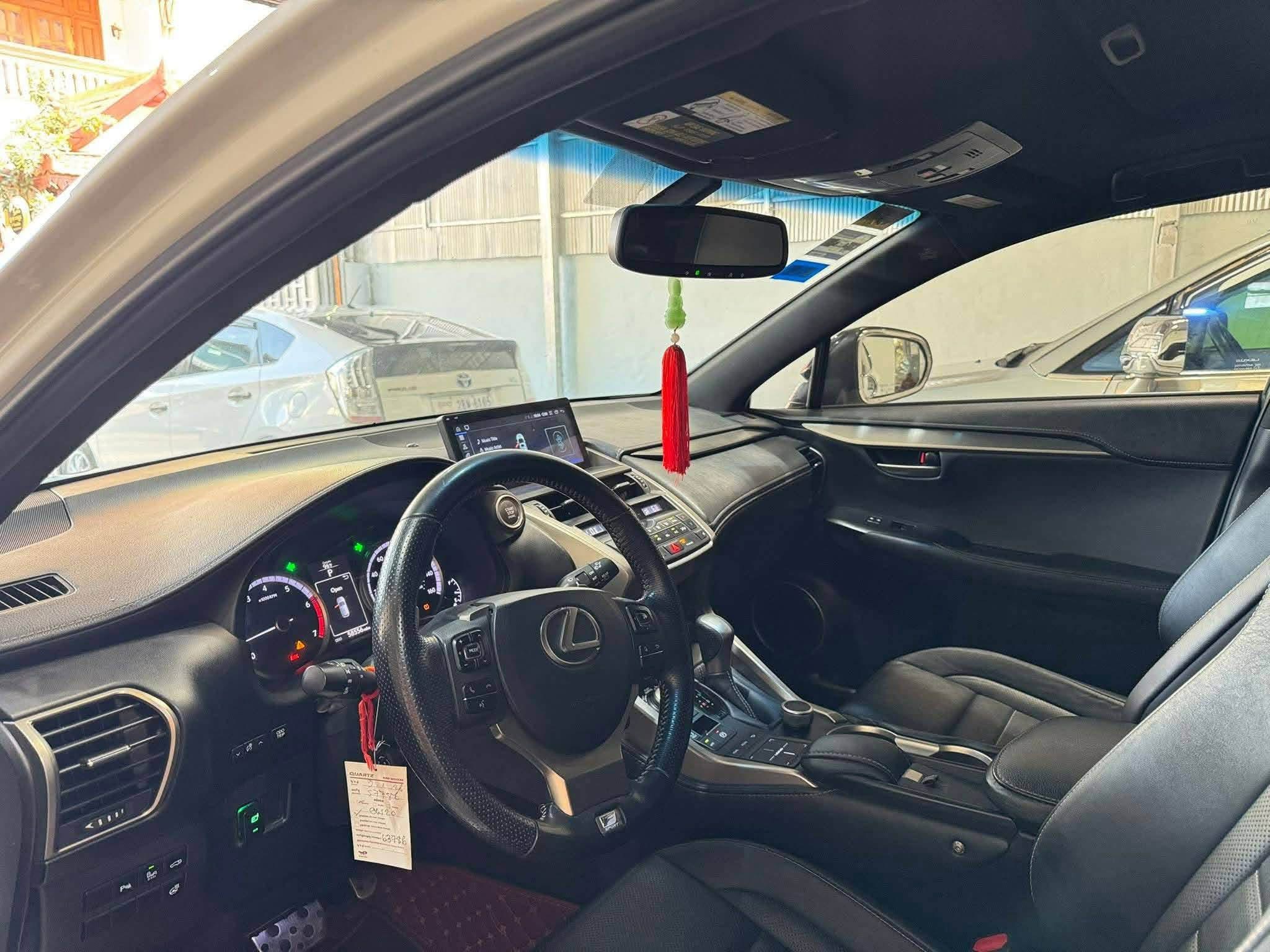 Lexus Nx200t 2016 F sport Full Option 