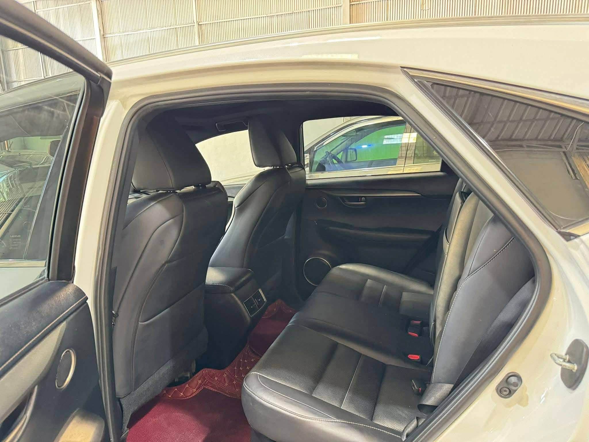 Nx200t 2016 F sport Full option P1
