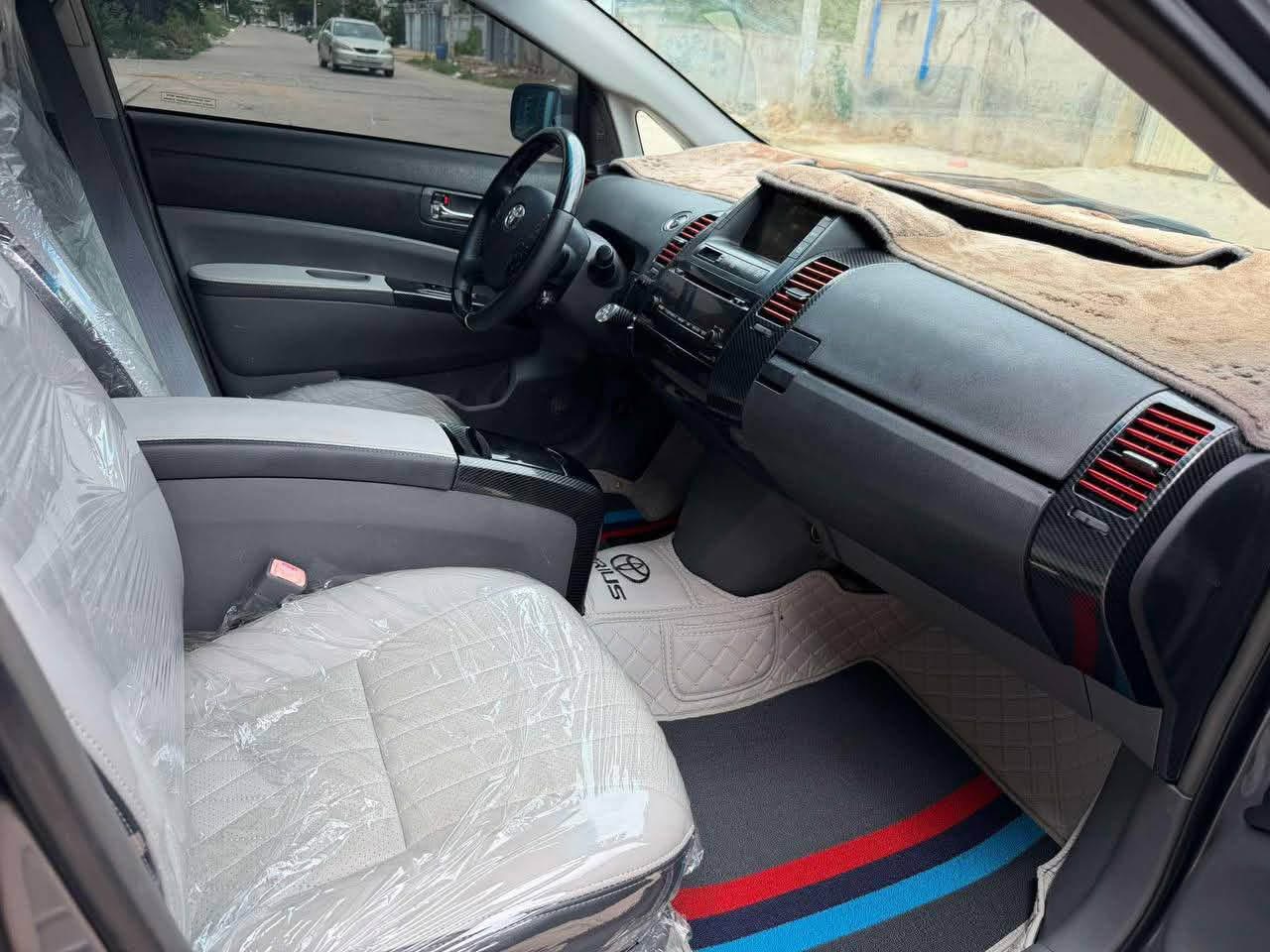 Toyota Prius 2007 Full Touring ឡានស្អាត