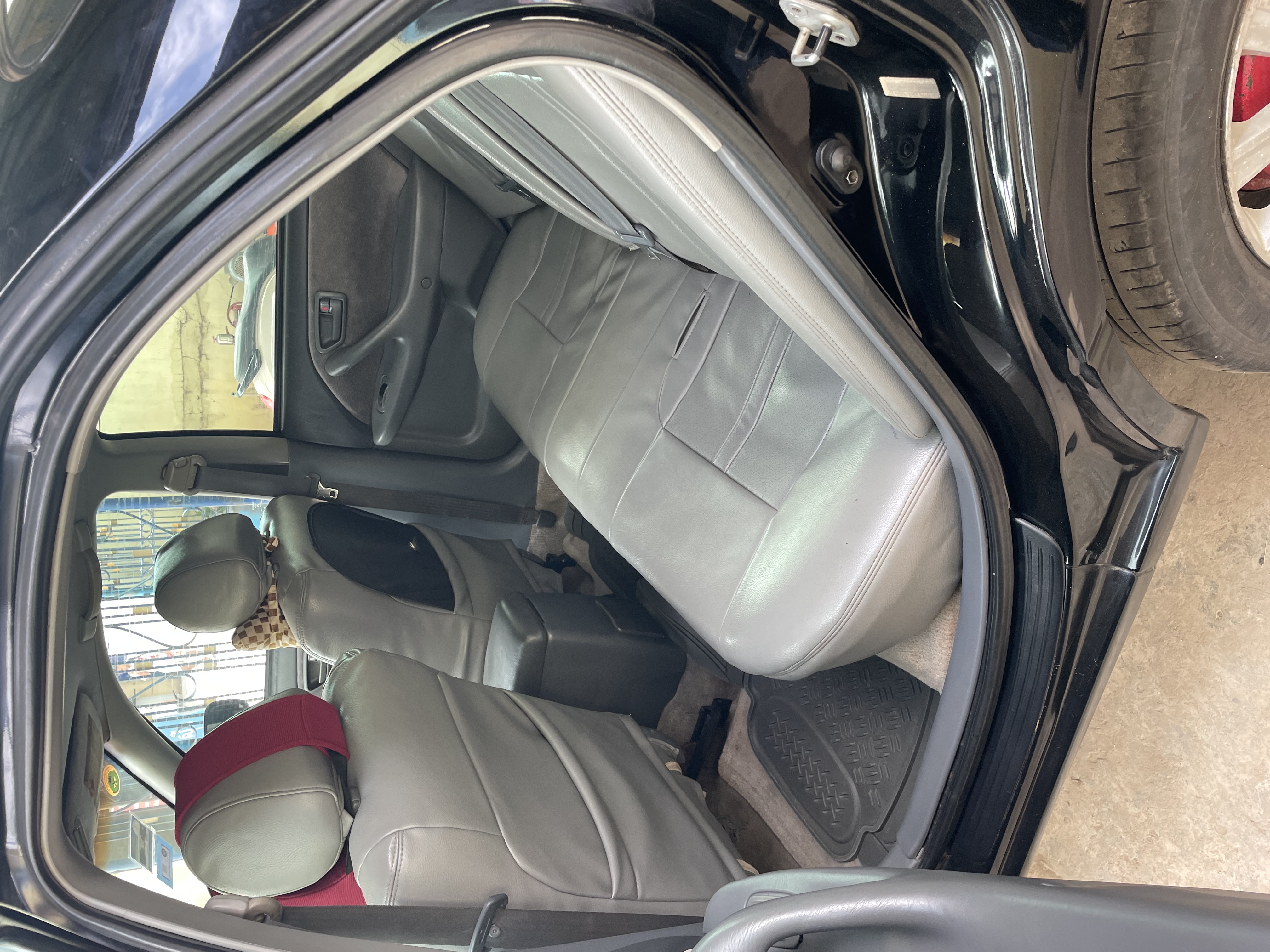 Camry 1999 ឆ្លាម ពណ៍ខ្មៅ ឡានស្អាត