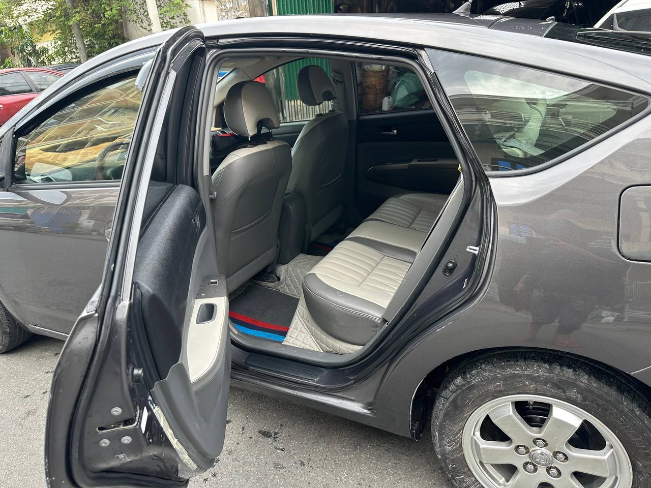 Toyota Prius 08 