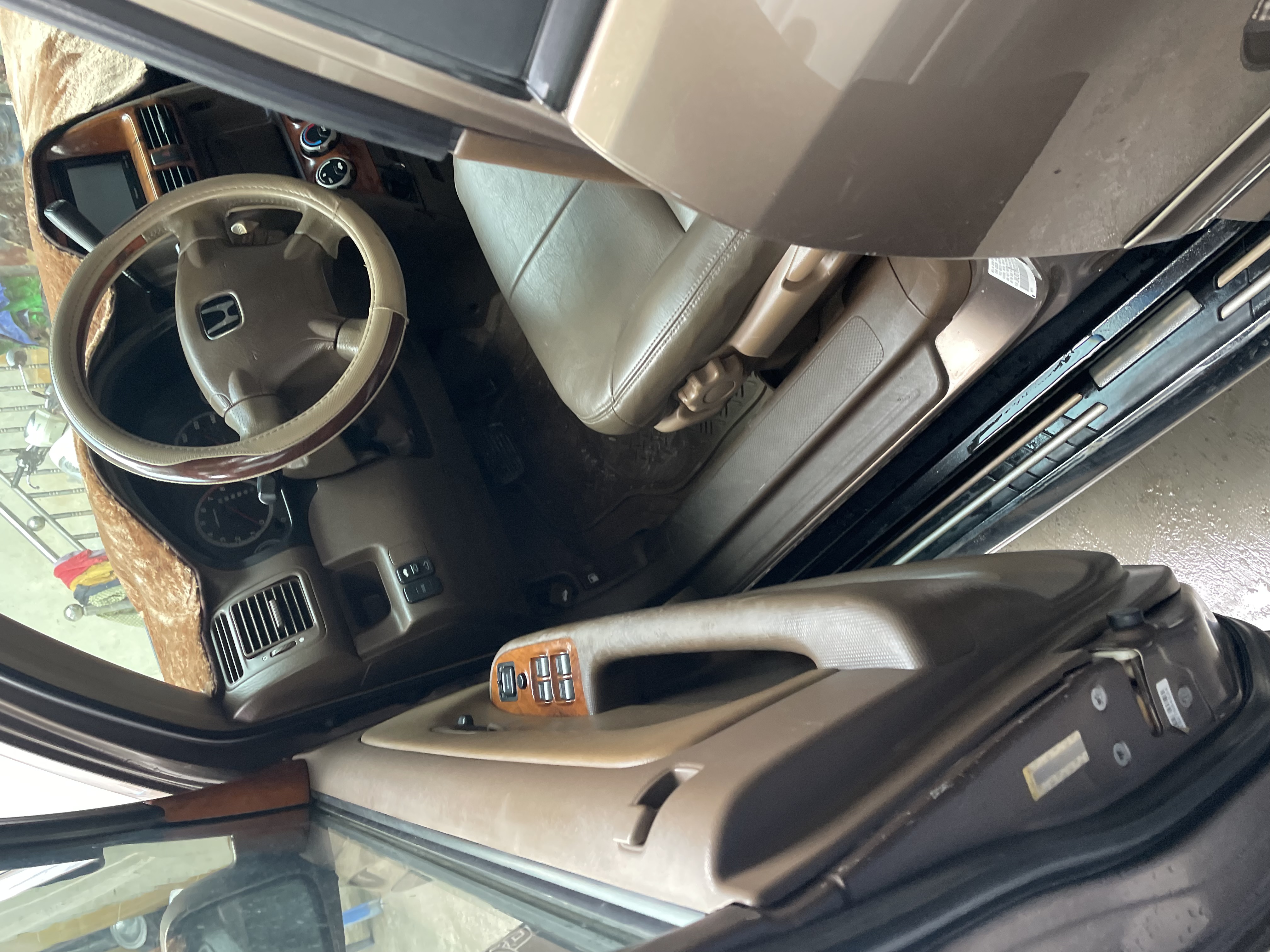 Honda CRV 2002 ទឹកមាស ថ្មីណាស់
