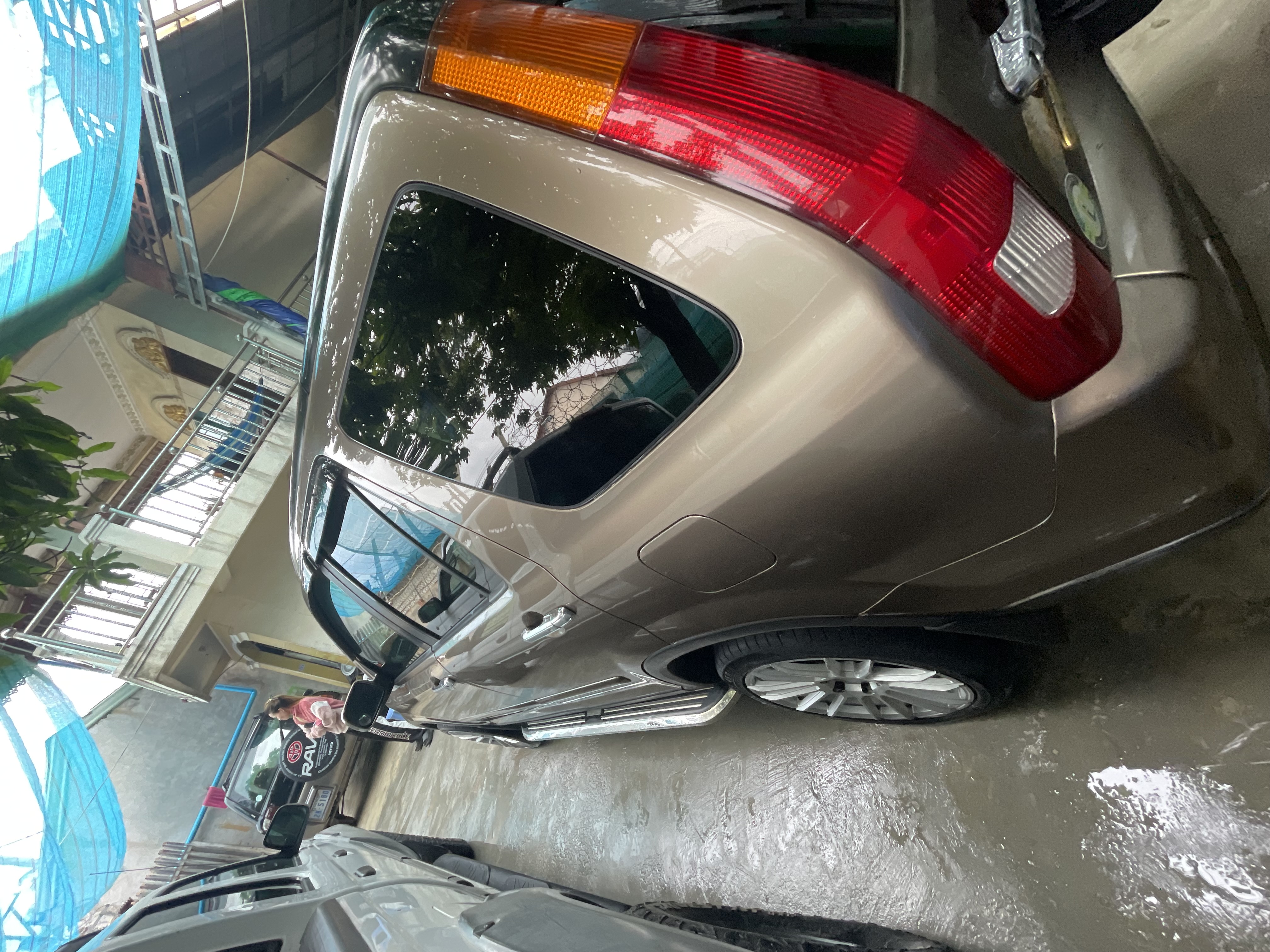 Honda CRV 2002 ពណ៍មាស