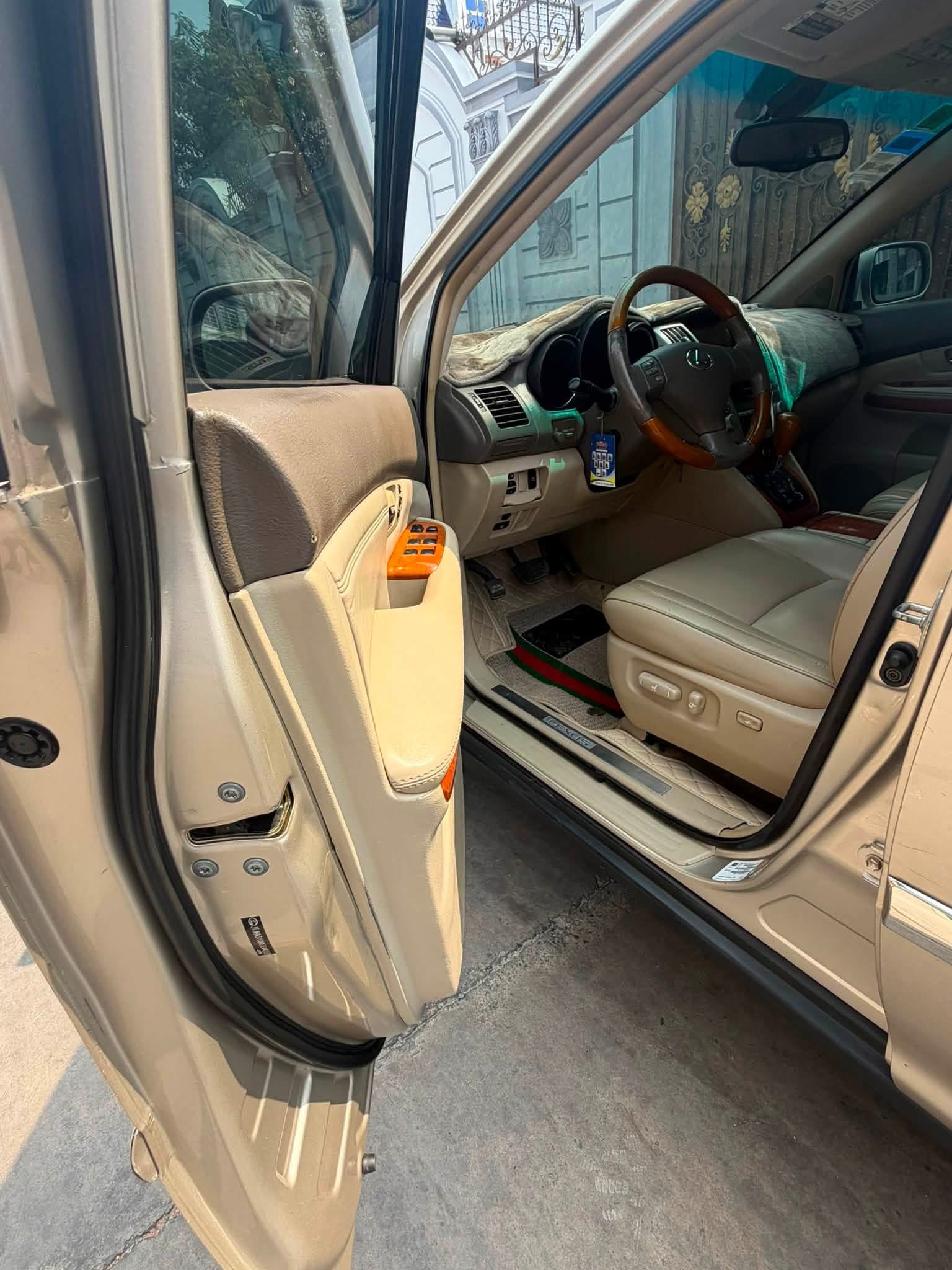 Lexus Rx 330 2004 Full Option P2