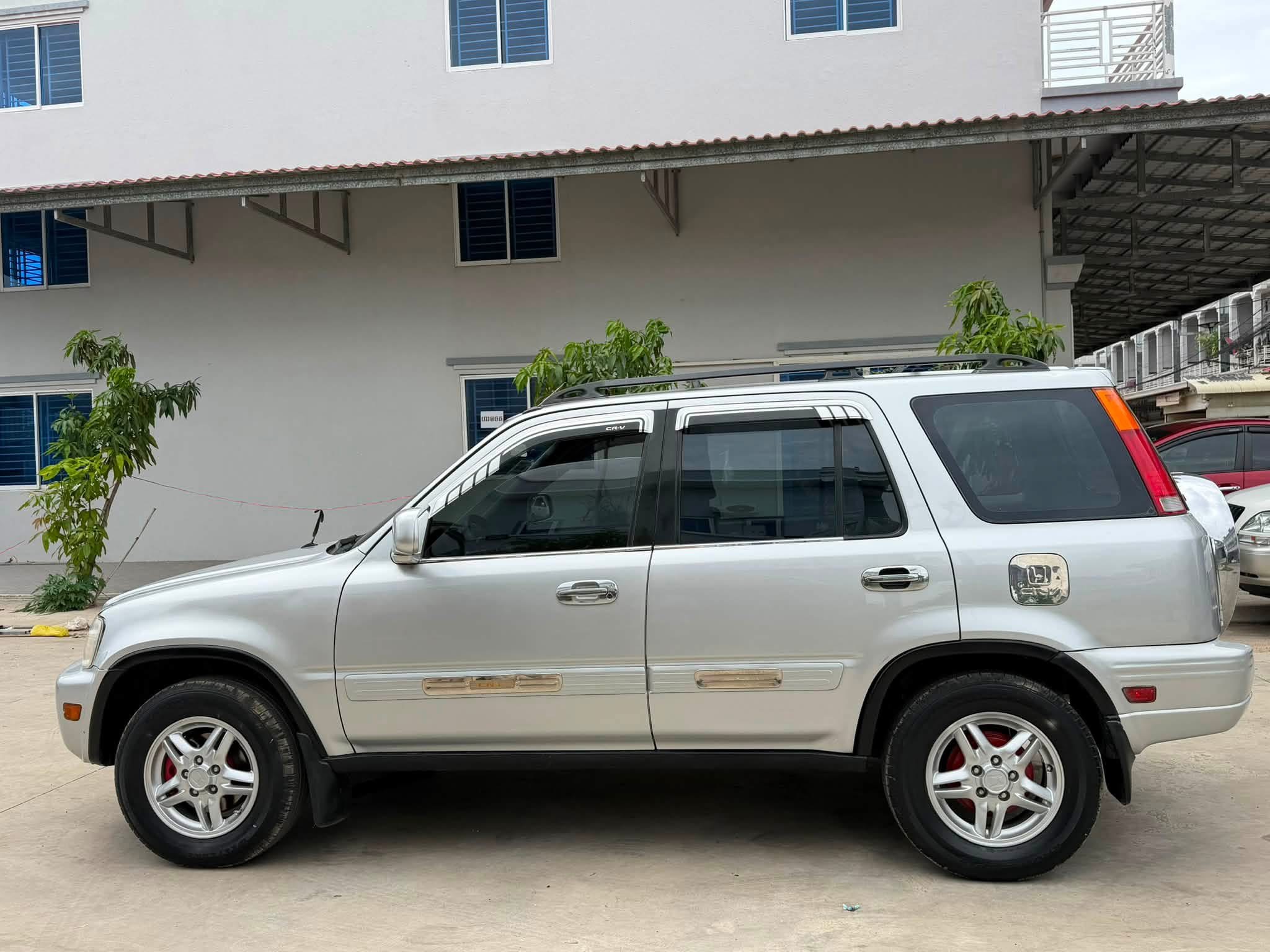 លក់ CRV ឆ្នាំ 1999 ទឹកប្រាក់ ឡានស្អាត