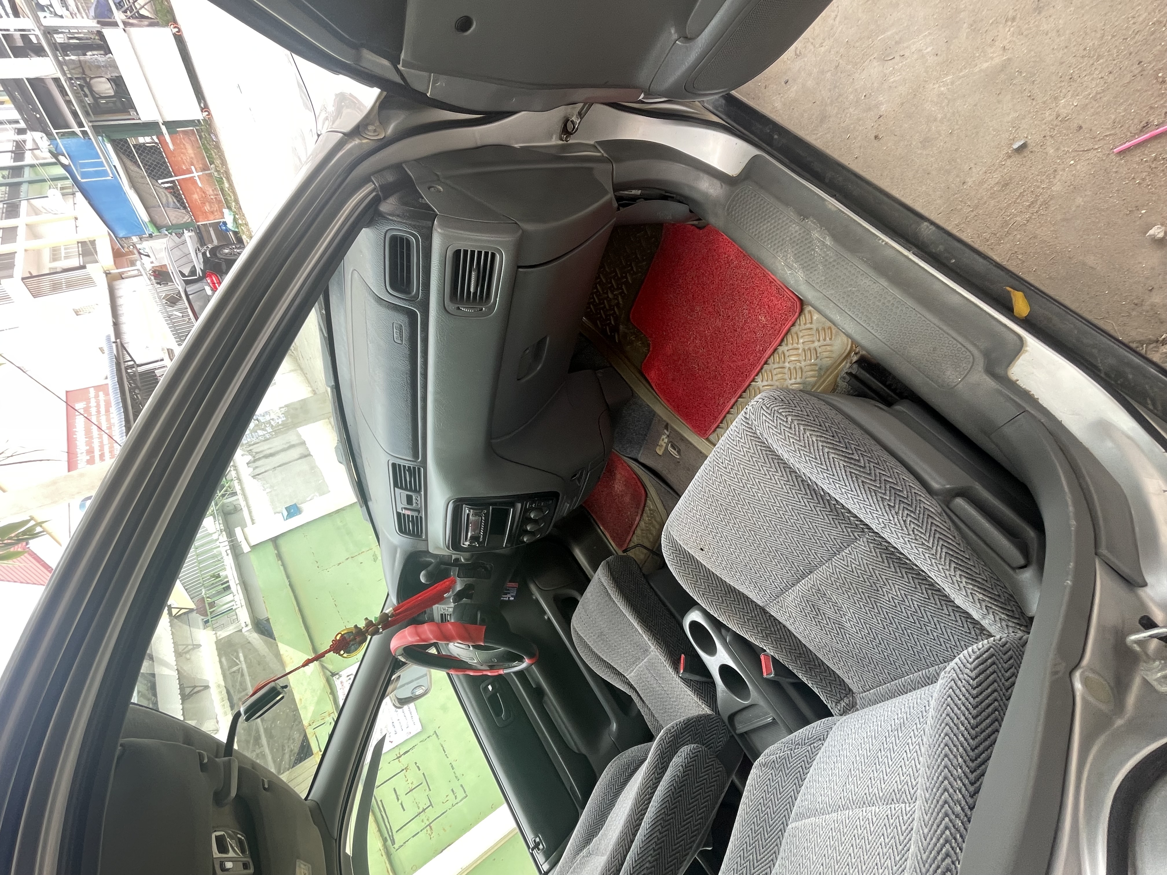 Camry ឆ្លាម ឆ្នាំ 99 ពណ៍ខ្មៅ ឡានស្អាត