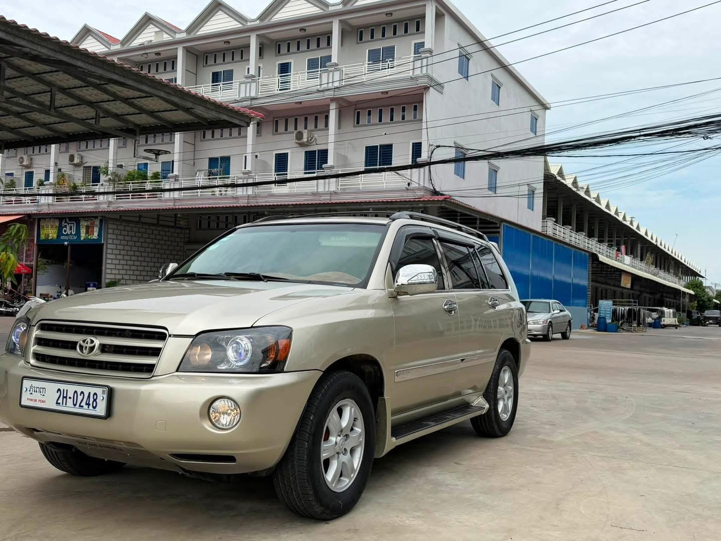 Highlander 2001 V4 ប៉ុង១ ទឹកមាស