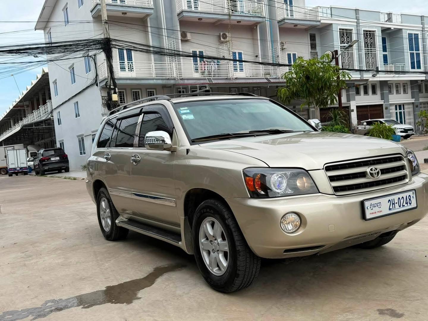 Highlander 2001 V4 ប៉ុង១ ទឹកមាស