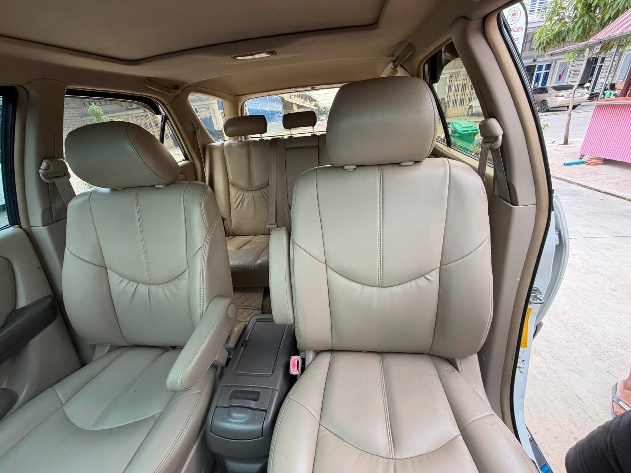 Lexus 2001 ប៉ុង១ សកាំម៉ៃ ឡានស្អាត