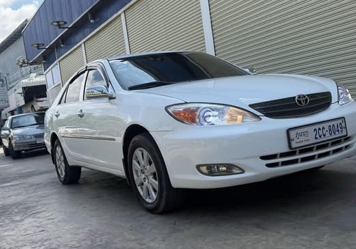 Camry 2003 Le abs រៀបចំហើយស្អាត
