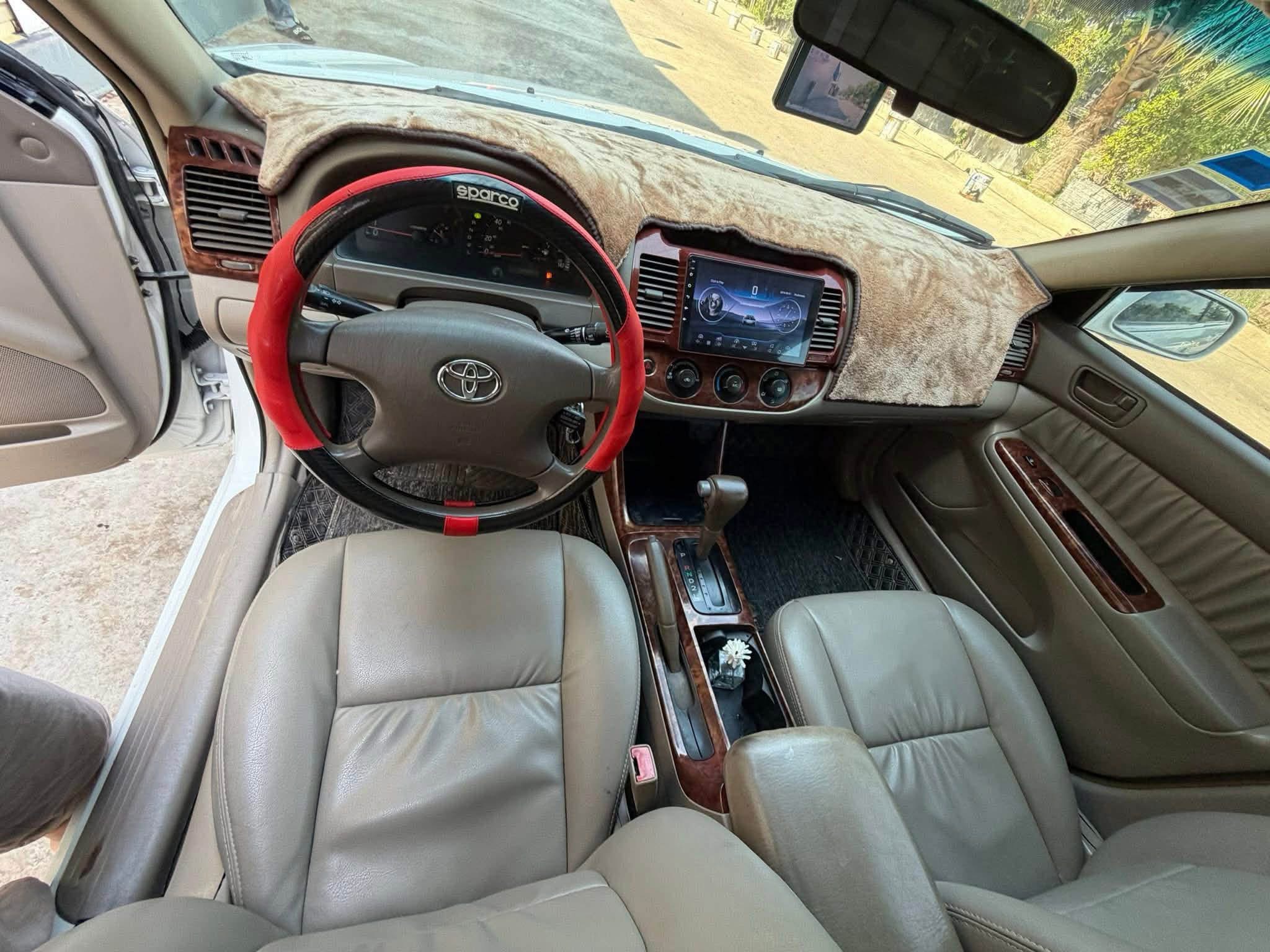 Camry 2003 Le abs រៀបចំហើយស្អាត