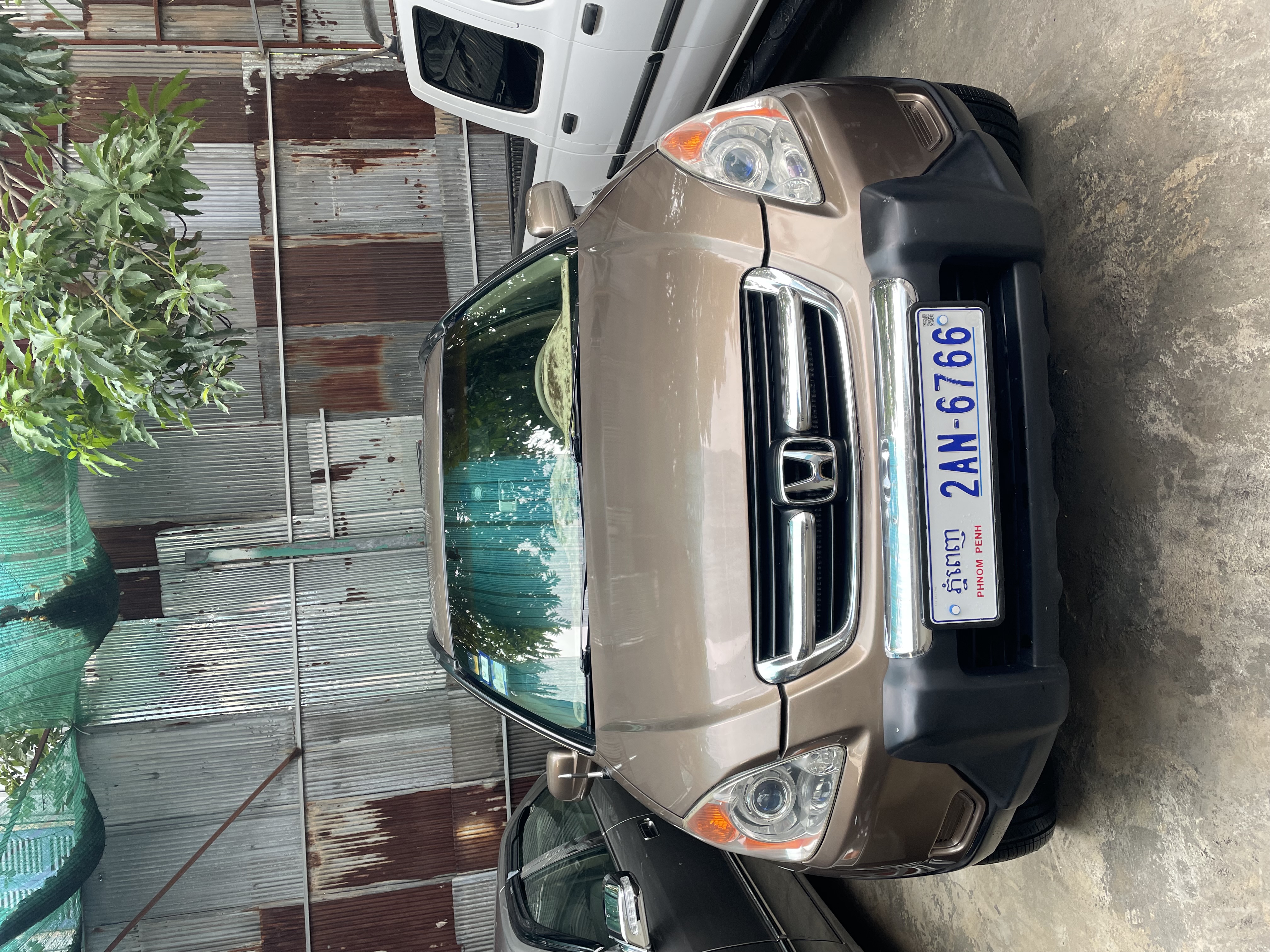 Honda CRV 2002 ពណ៍មាស